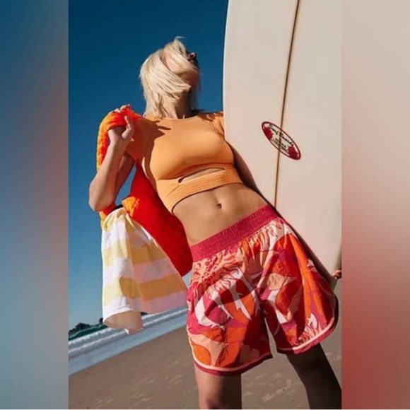 NEW Free People FP Movement The Long Shot Printed Shorts Firey Combo Pink Orange - Picture 6 of 9